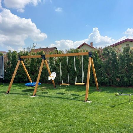 Aria Apartmani Vrdnik Esterno foto