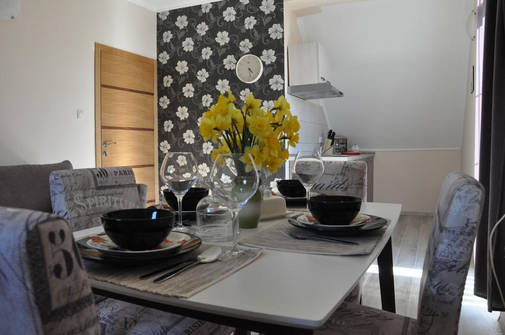Aria Apartmani Vrdnik Esterno foto